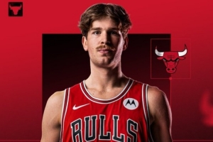 开云娱乐-底薪都没捞着！55号秀奥尔布里奇签下一年双向合同 薪资63.6万